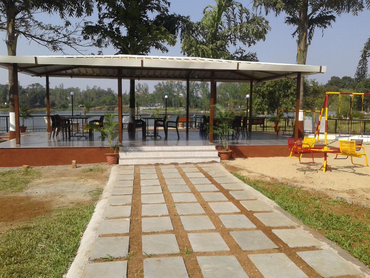 Savshanti Lake Resort Saputara Exterior photo